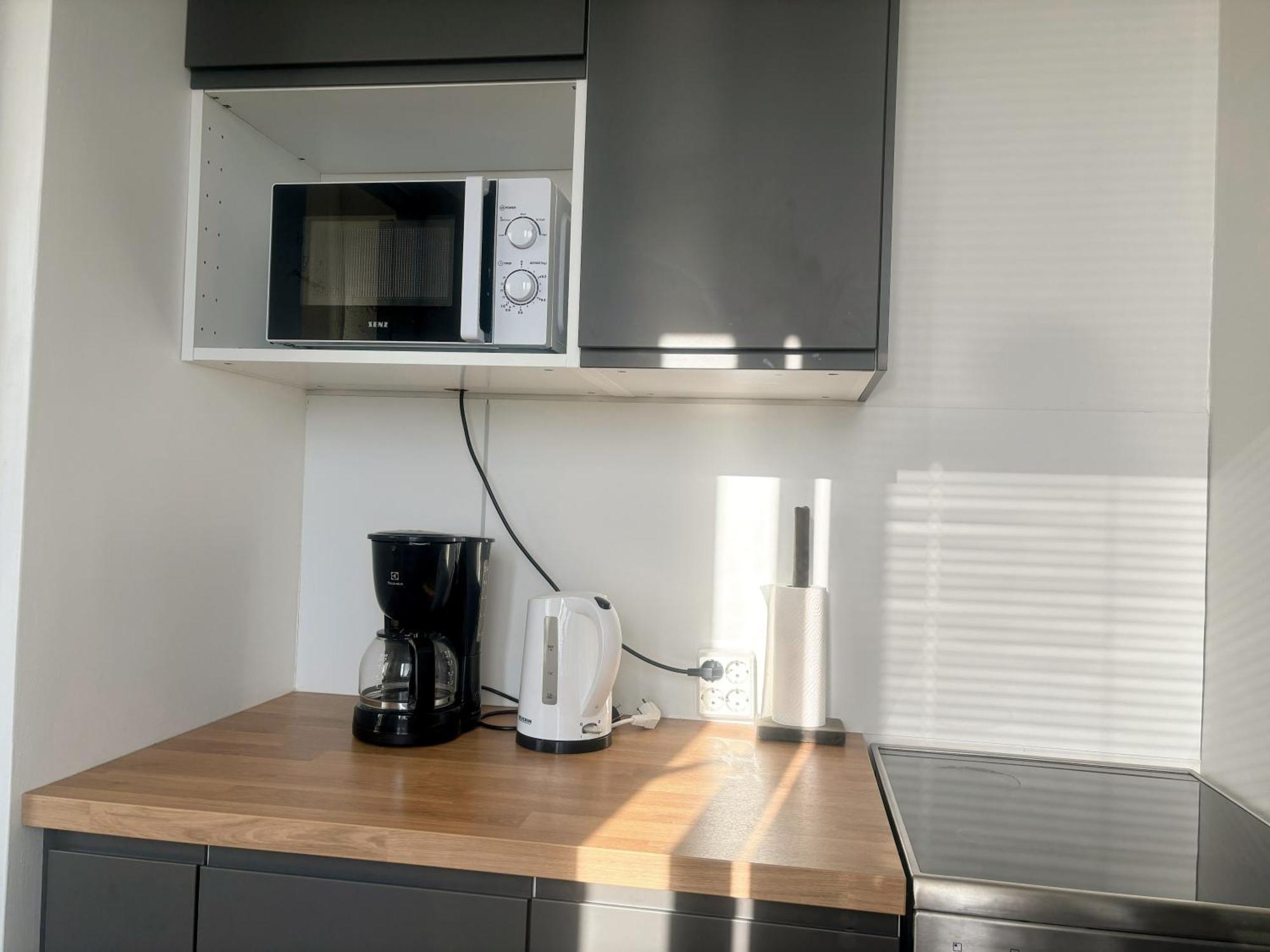 Modern Studio, Private Free Parking ,Near Metro 赫尔辛基 外观 照片